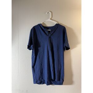 American Eagle V Neck Tee shirt